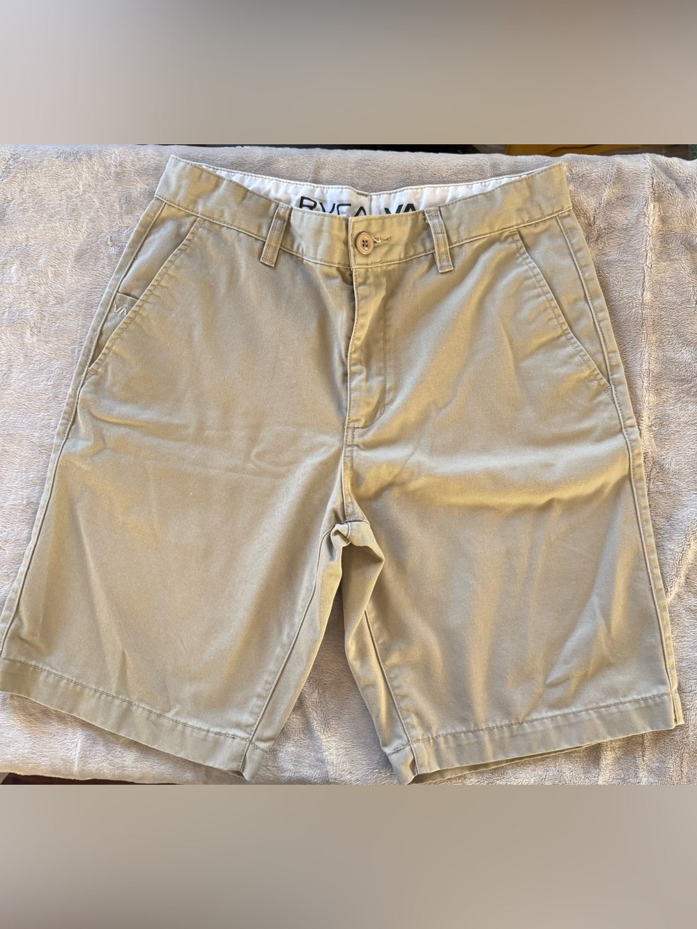 RVCA Men's Light Khaki Flat Front Shorts Size 31